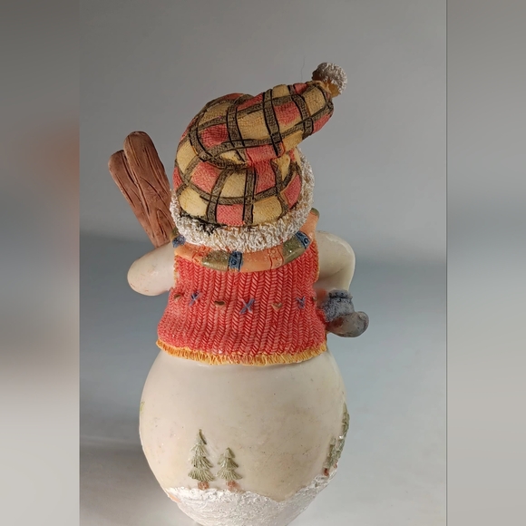 Vtg. Snowman Figurine,  Skiing Darling in Sweater, Scarf and Hat - Picture 3 of 7